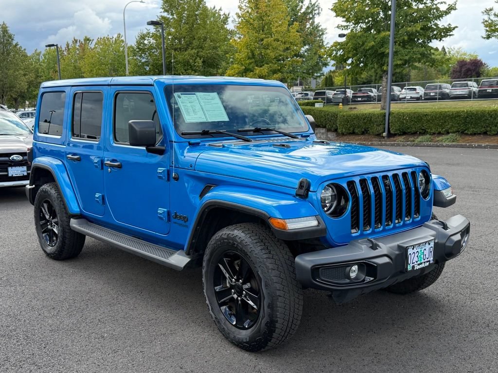 Used 2022 Jeep Wrangler Unlimited Sahara AWD/4WD image 2