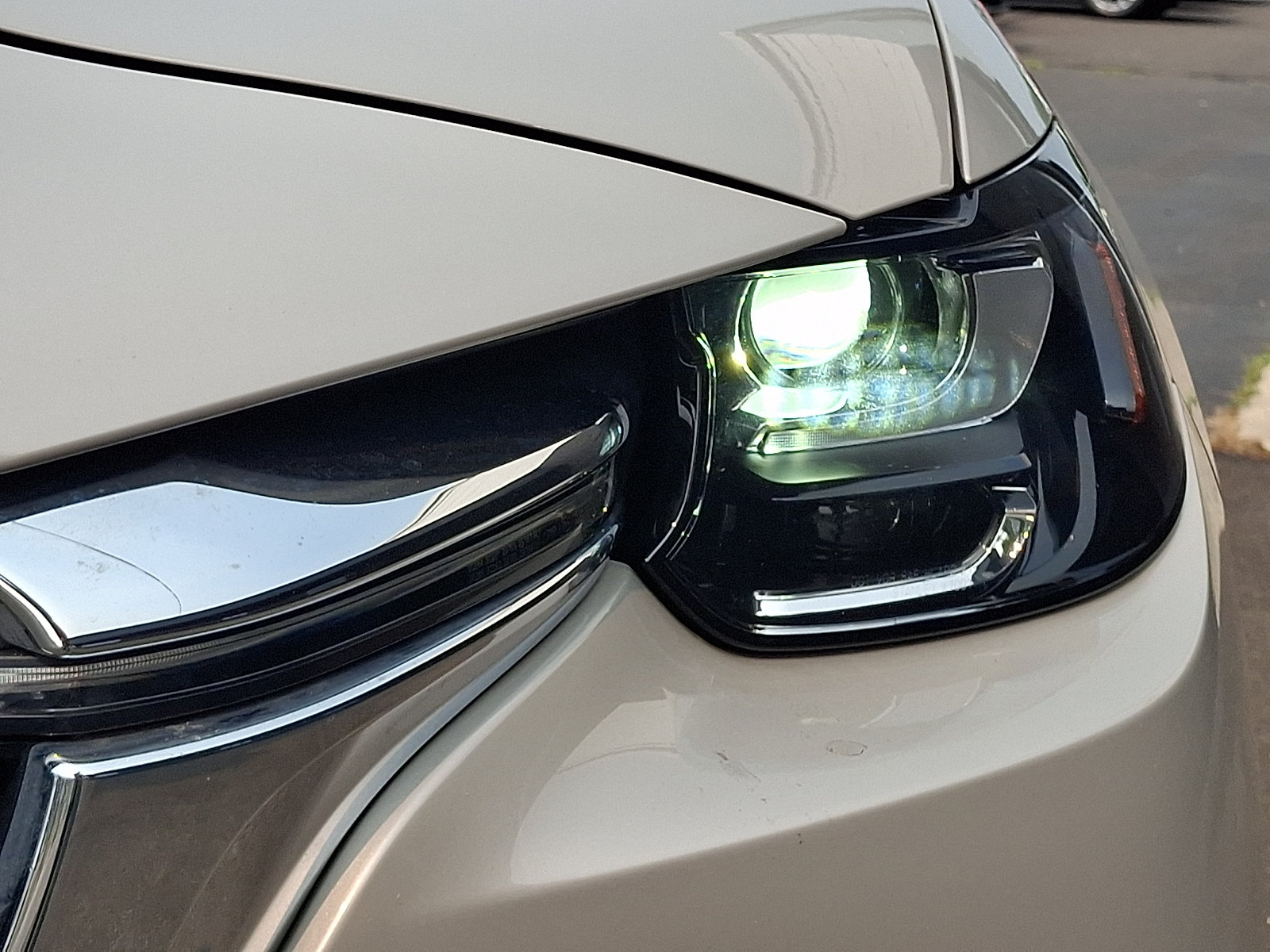Certified 2024 MAZDA CX-90 Plug-In Hybrid w/ Premium Plus AWD/4WD image 10
