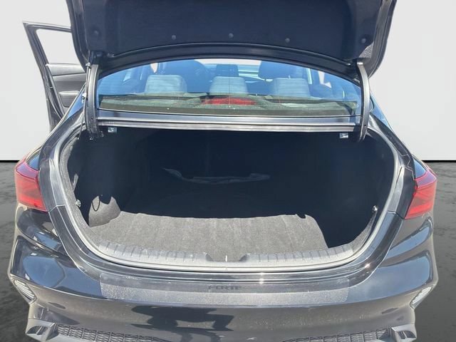 Used 2023 Kia Forte LXS FWD image 29