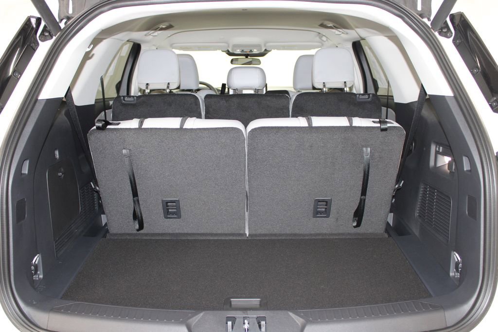 New 2026 Ford Explorer Active RWD image 15
