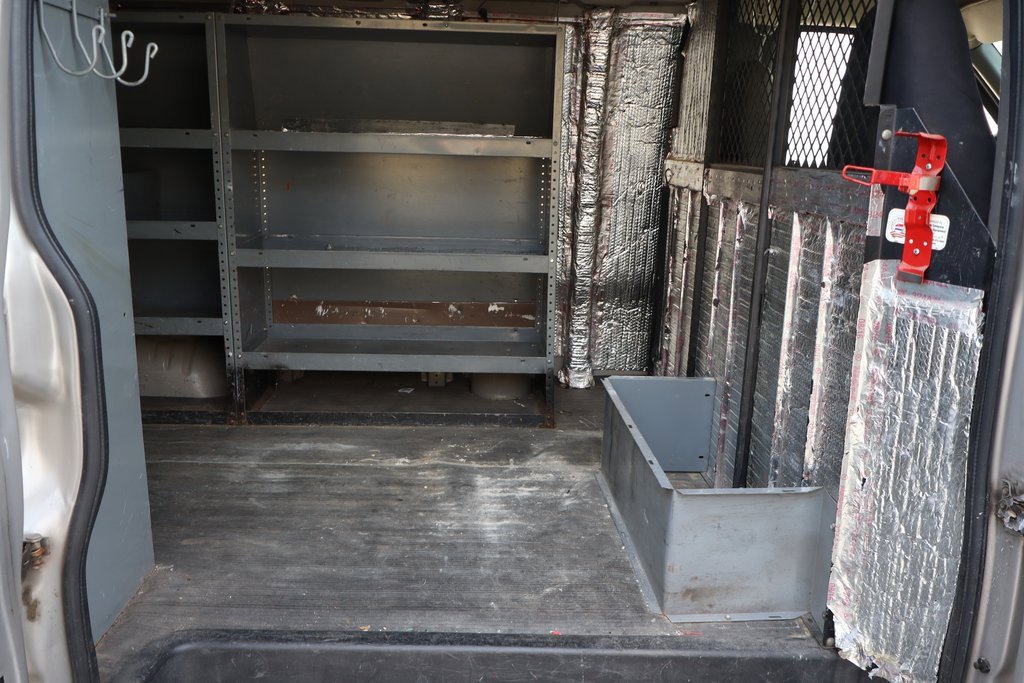 Used 2009 Chevrolet Express 1500 image 15