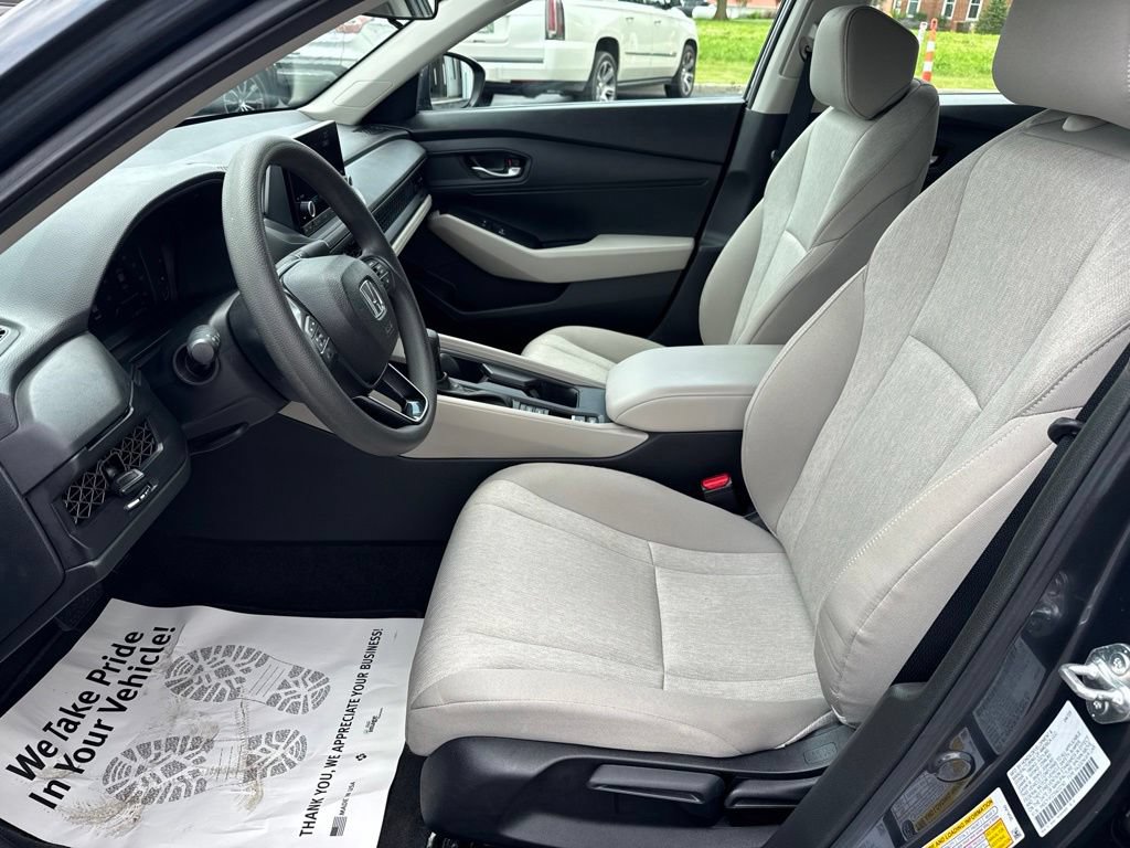 Used 2025 Honda Accord LX image 24