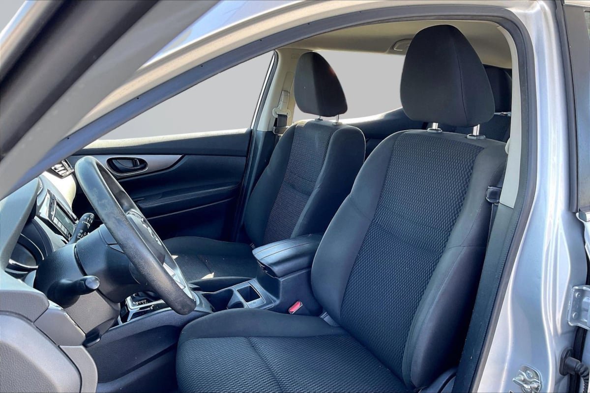 Used 2021 Nissan Rogue Sport S FWD image 25