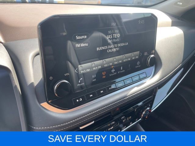 Used 2023 Nissan Rogue SL w/ SL Premium Package FWD image 15