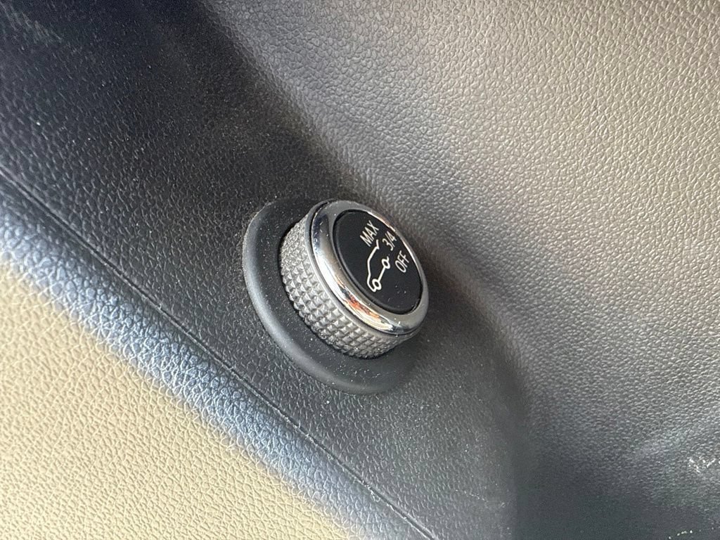 Used 2020 Cadillac XT6 Premium Luxury FWD image 18