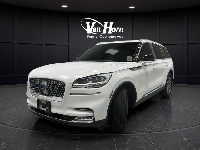 Used 2023 Lincoln Aviator Reserve w/ Equipment Group 201A AWD/4WD image 3
