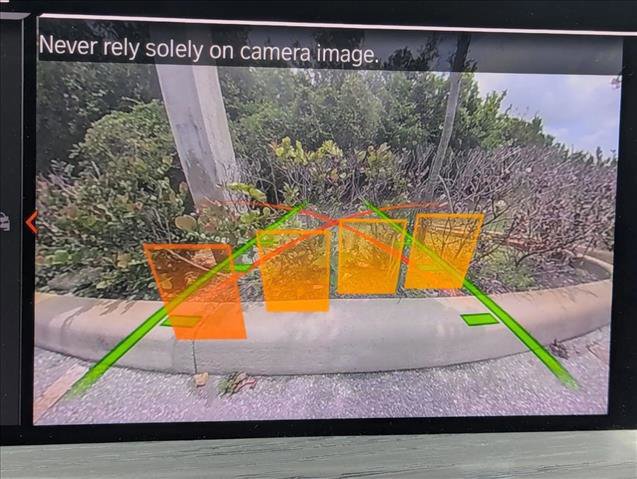 Certified 2024 BMW X4 xDrive30i w/ Premium Package image 7