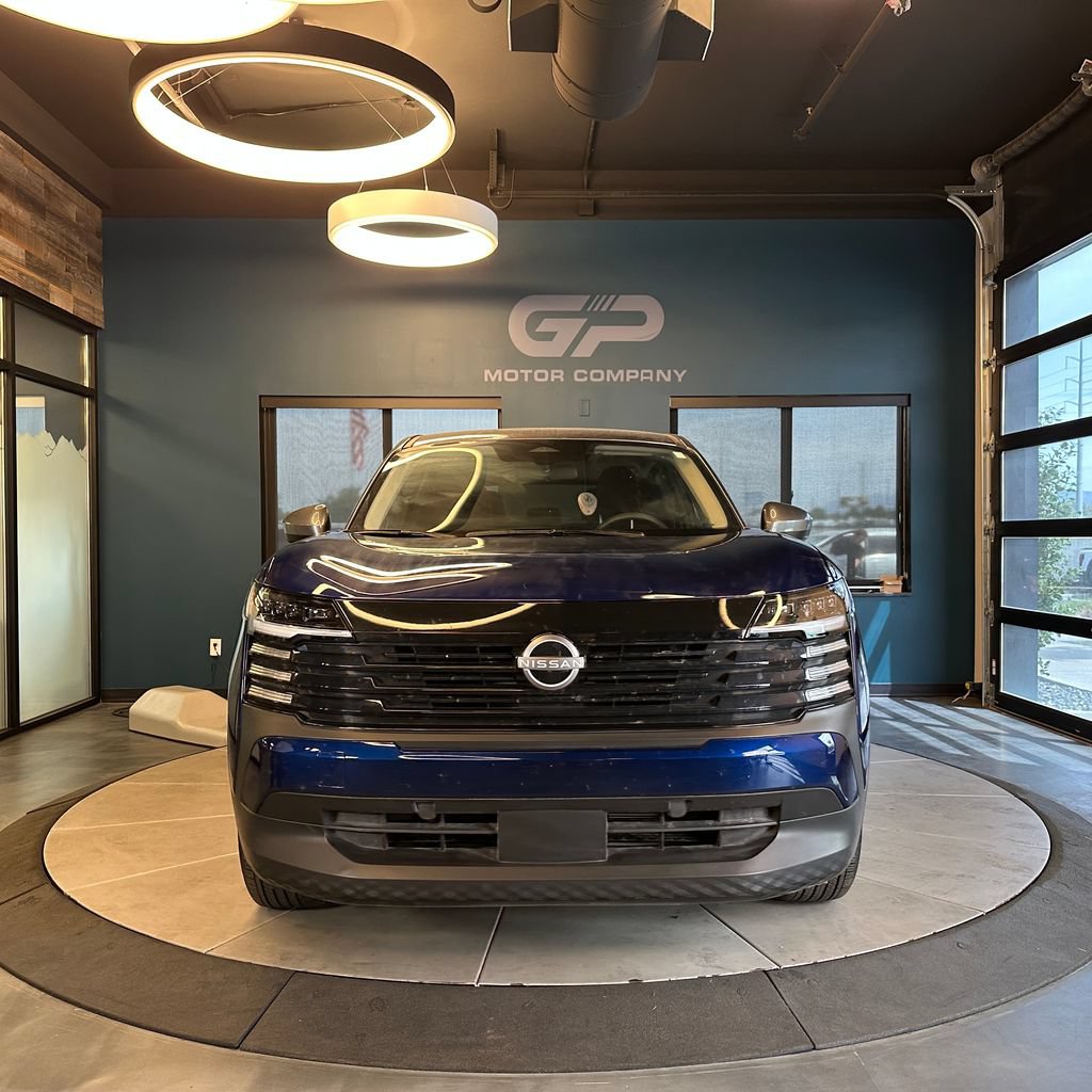 Used 2025 Nissan Kicks SV FWD image 8