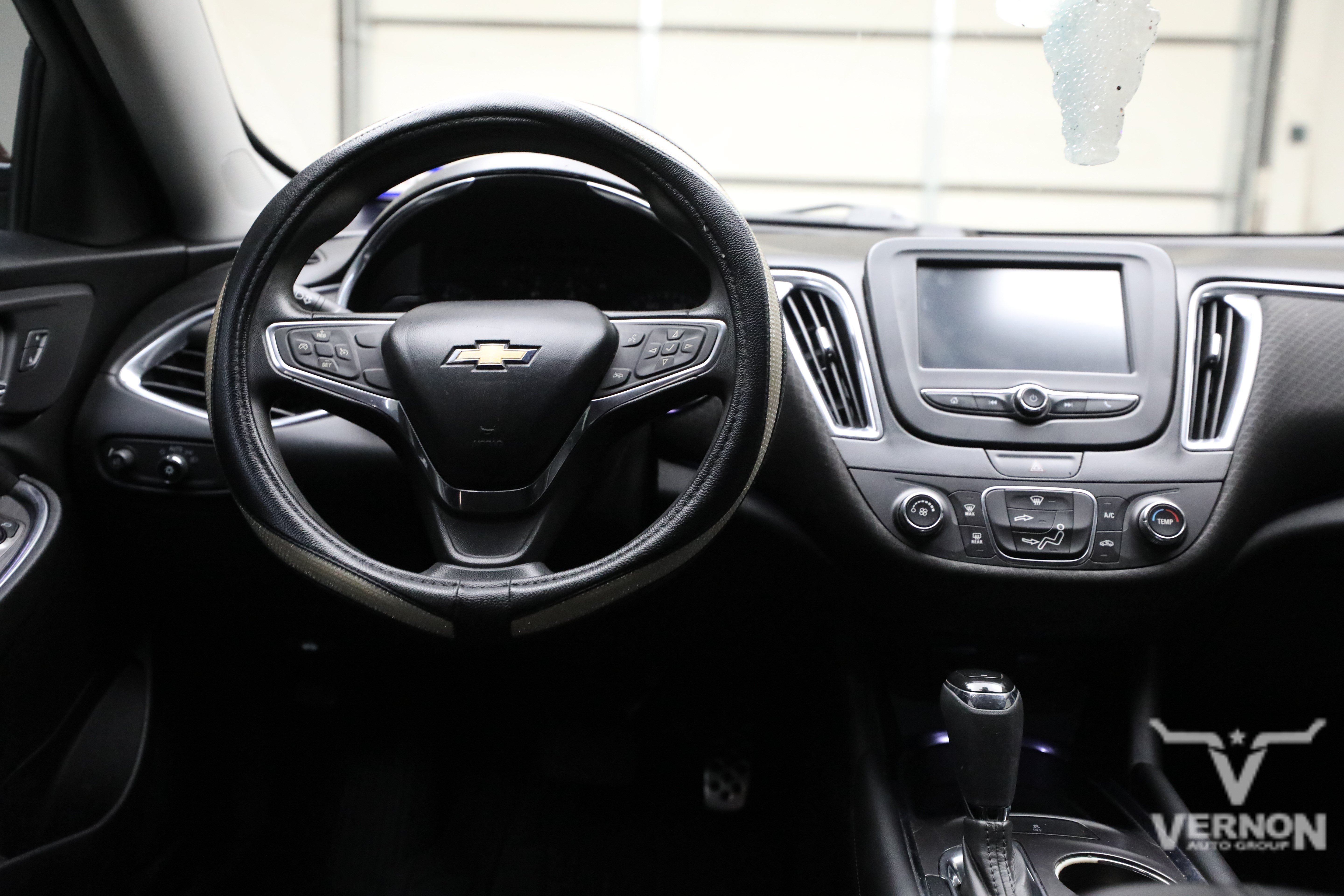 Used 2016 Chevrolet Malibu LT FWD image 8
