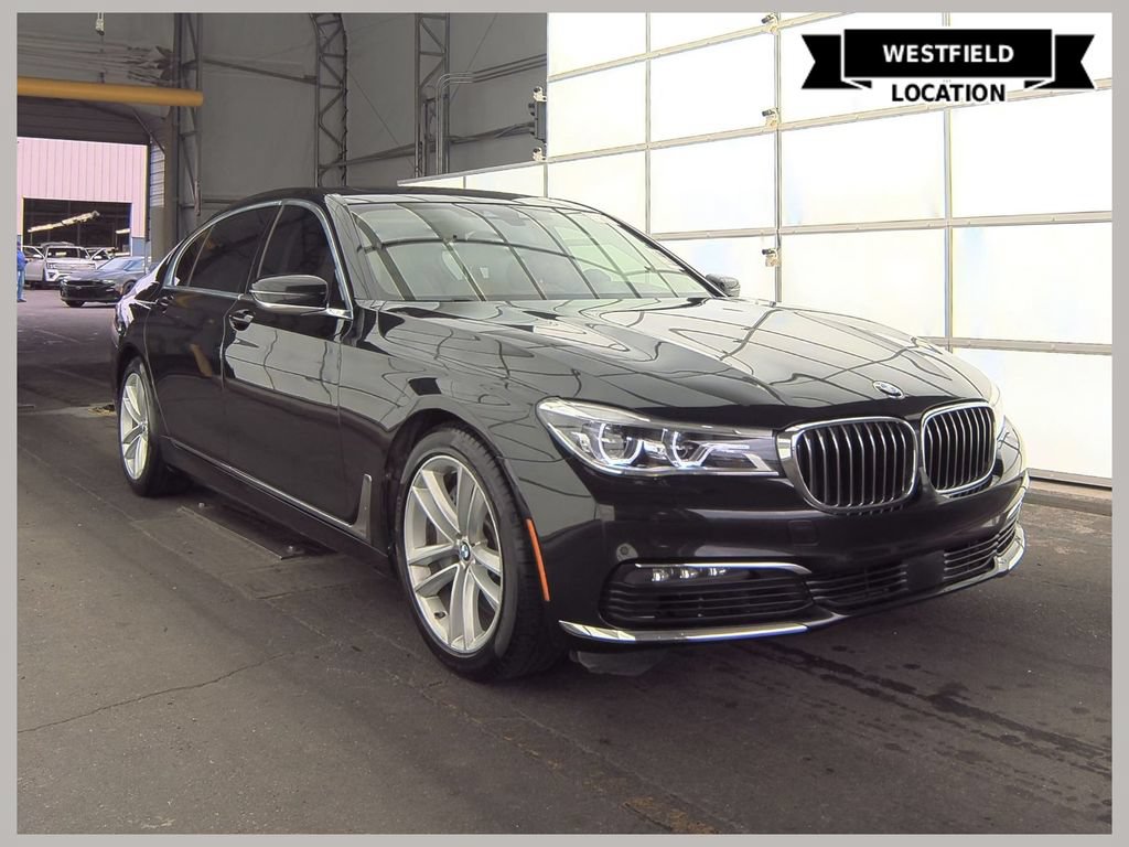 Used 2018 BMW 750i w/ Executive Package RWD image 1
