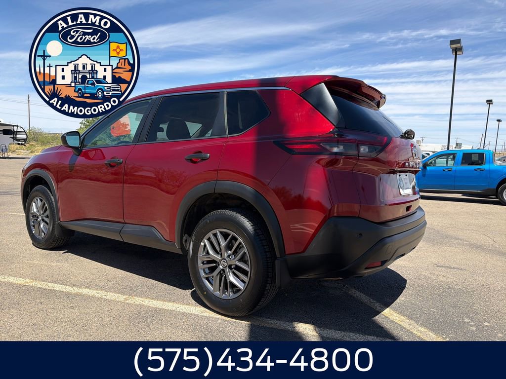 Used 2021 Nissan Rogue S AWD/4WD image 3