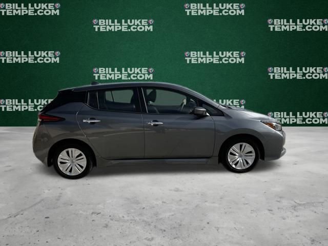 Used 2024 Nissan Leaf S image 7