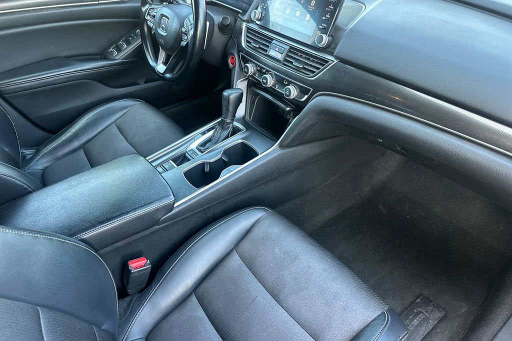 Certified 2018 Honda Accord Sport image 15