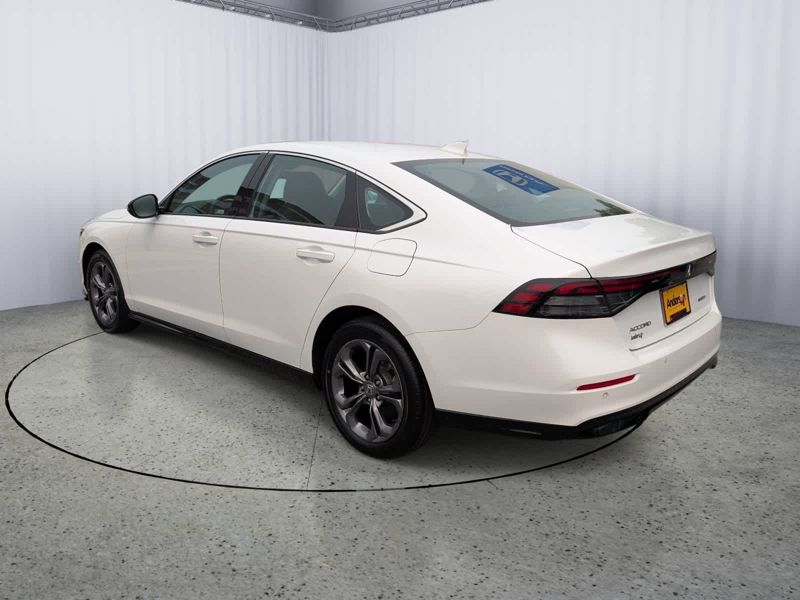 Certified 2025 Honda Accord EX-L image 5