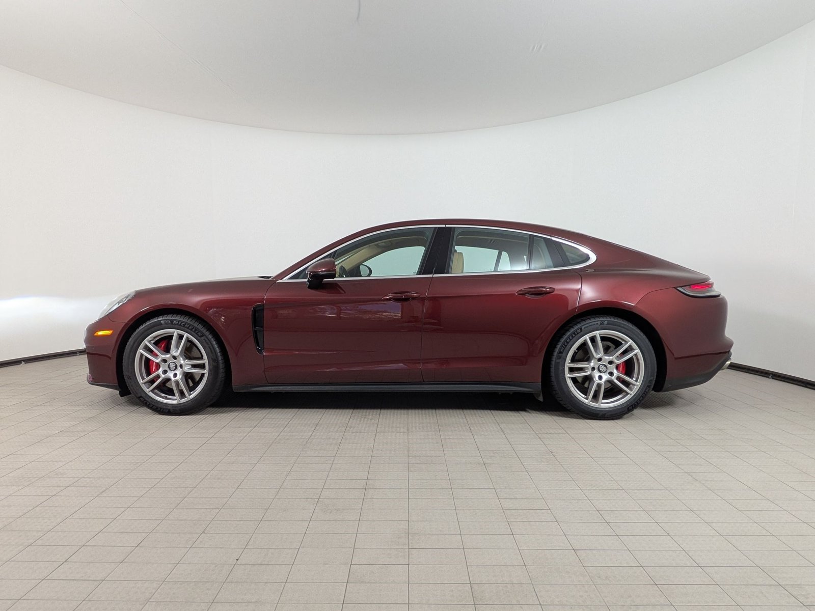 Certified 2023 Porsche Panamera 4S AWD/4WD image 2