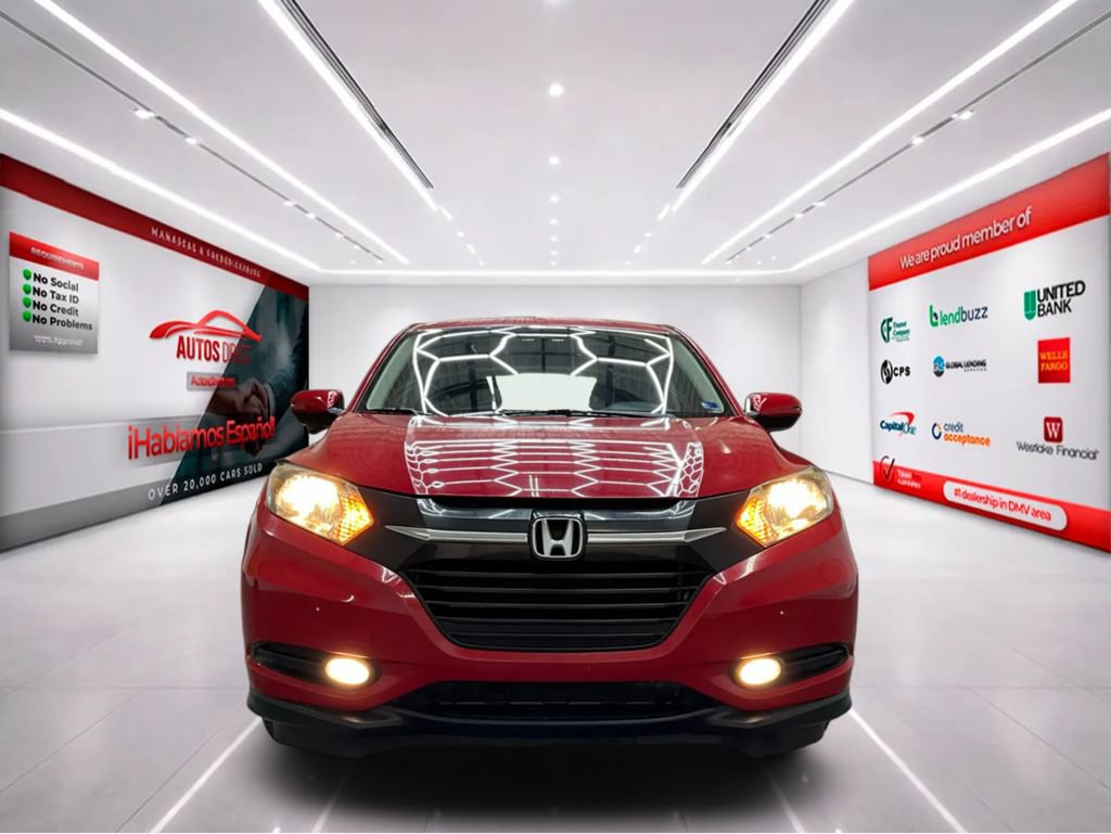 Used 2017 Honda HR-V EX image 2