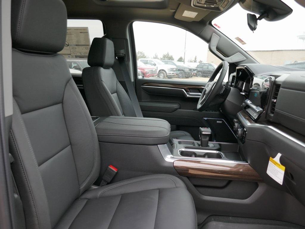 New 2026 Chevrolet Silverado 1500 LT Trail Boss w/ Convenience Package II image 9