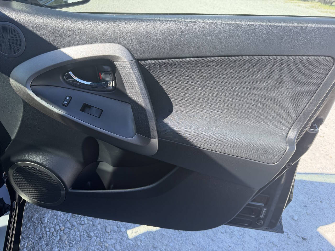 Used 2012 Toyota RAV4 Sport w/ Appearance Pkg FWD image 20