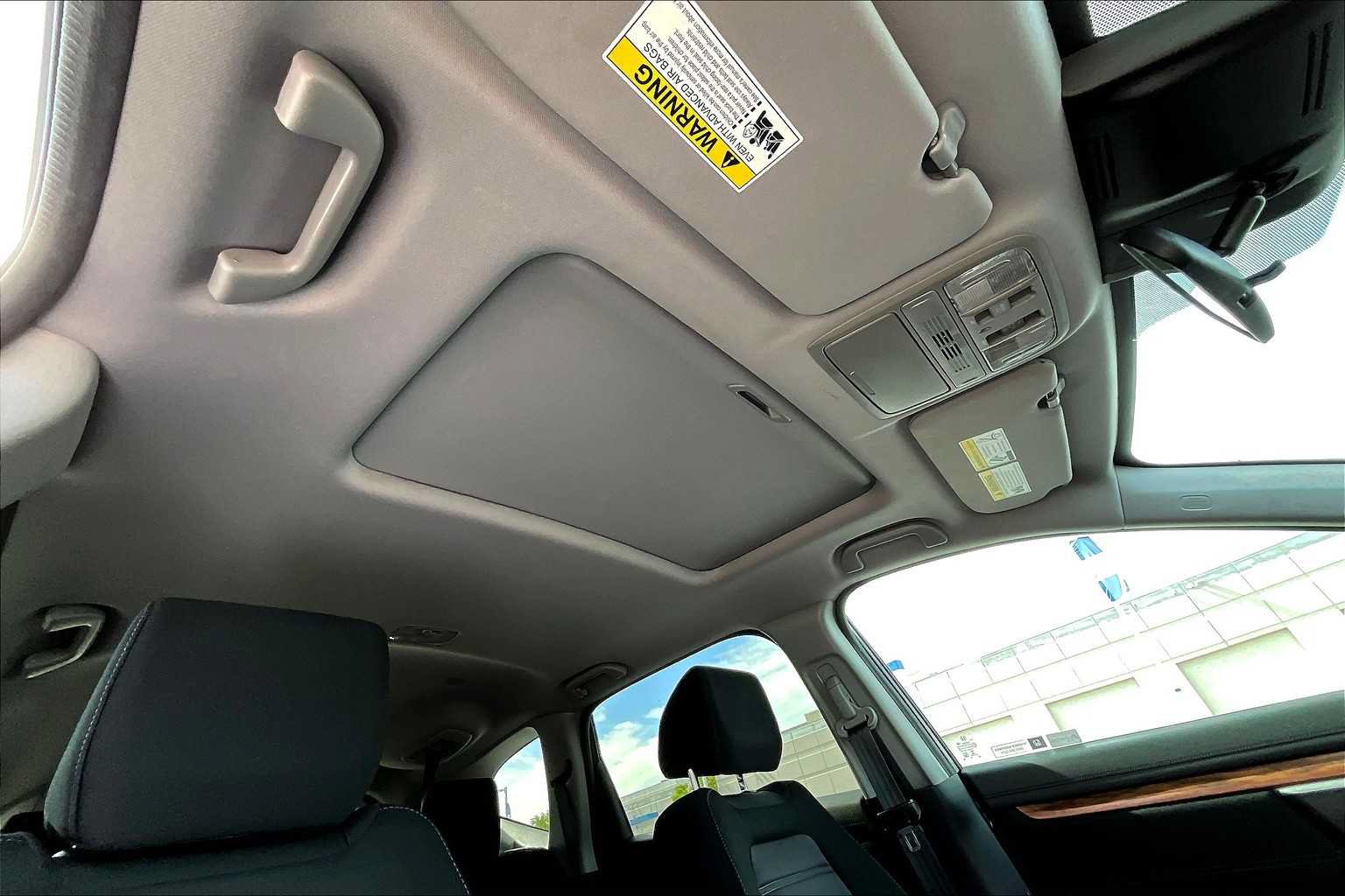 Used 2018 Honda CR-V EX image 13