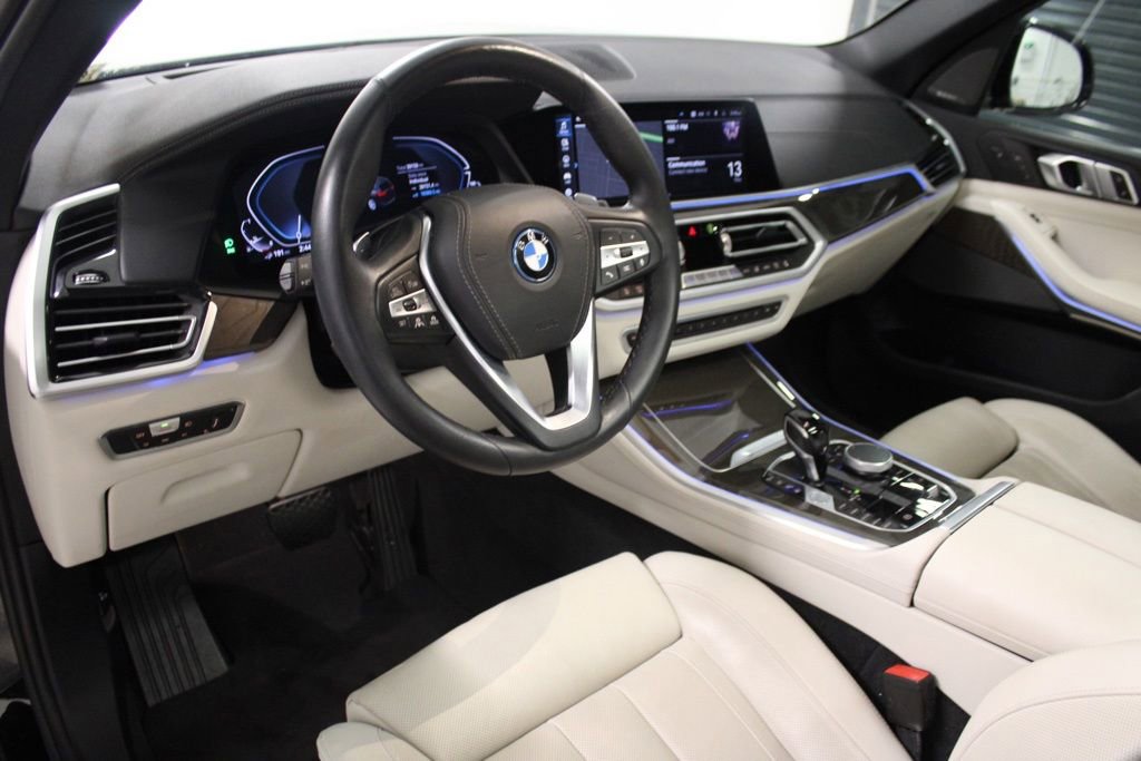Used 2022 BMW X5 xDrive45e AWD/4WD image 3