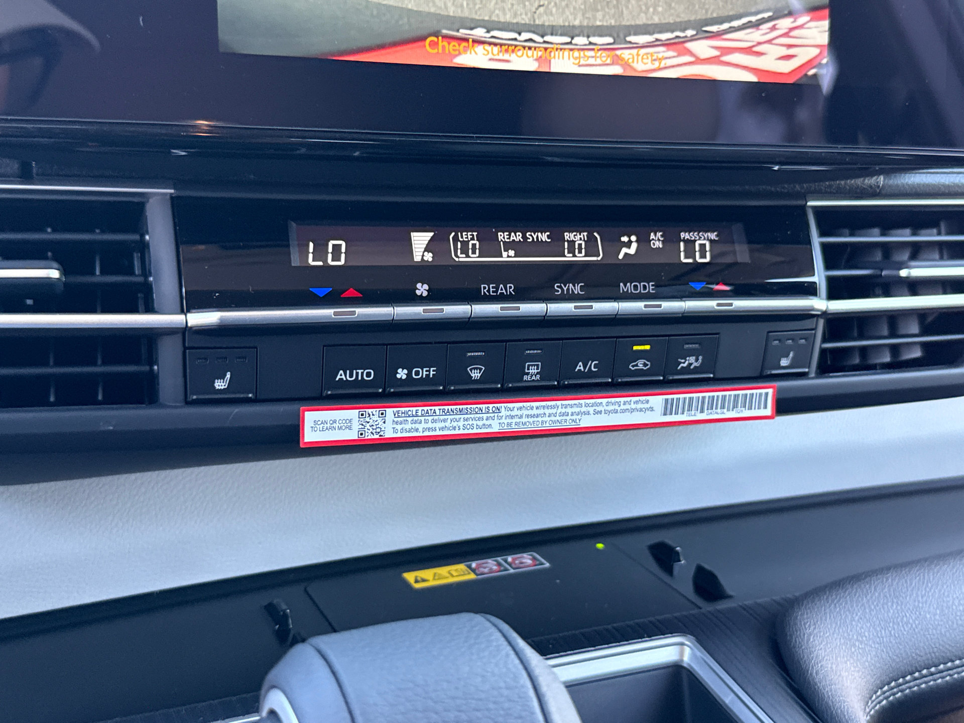 Certified 2026 Toyota Sienna XLE image 30