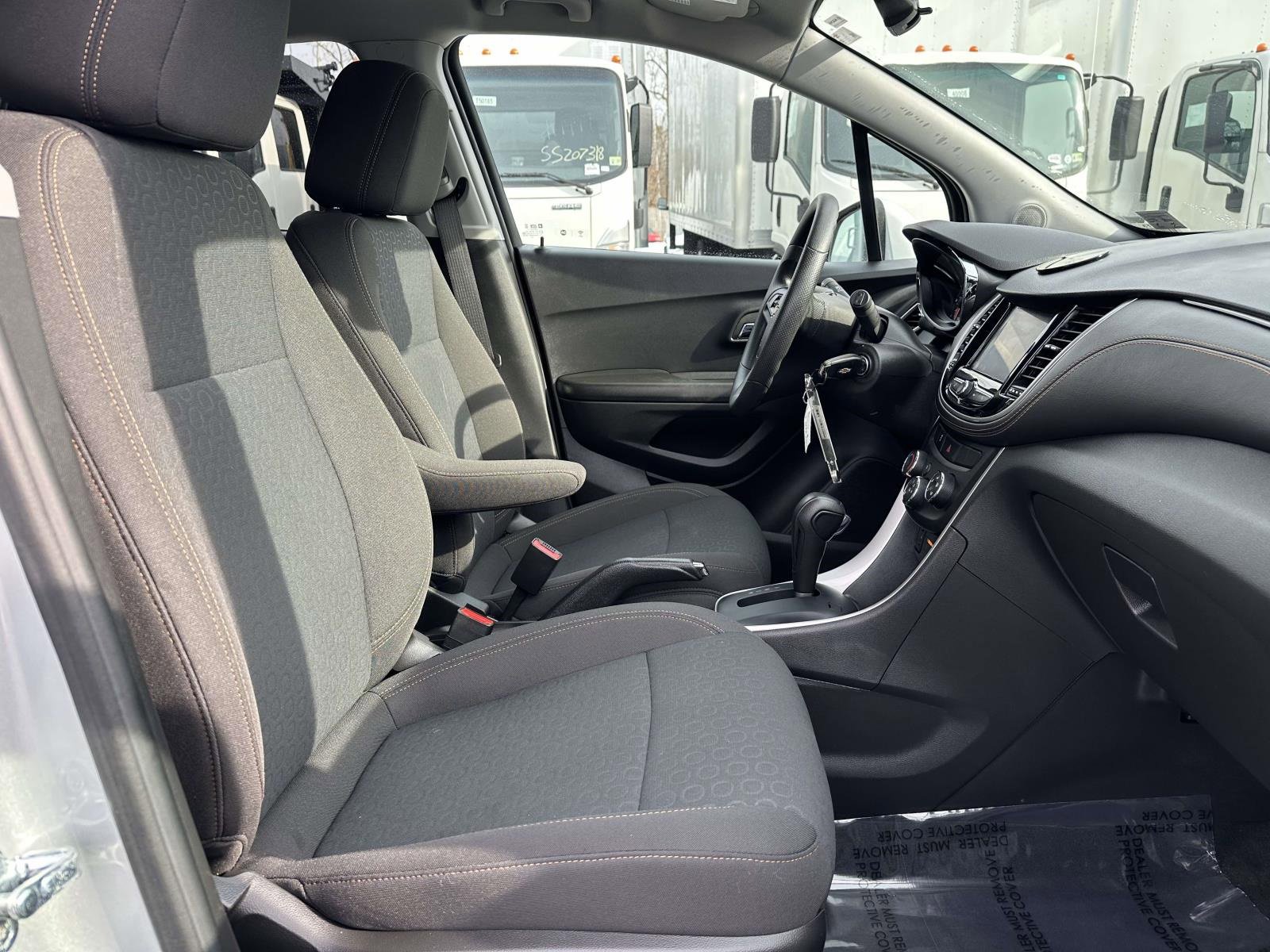 Used 2022 Chevrolet Trax LS w/ Tint and Cruise Package image 26