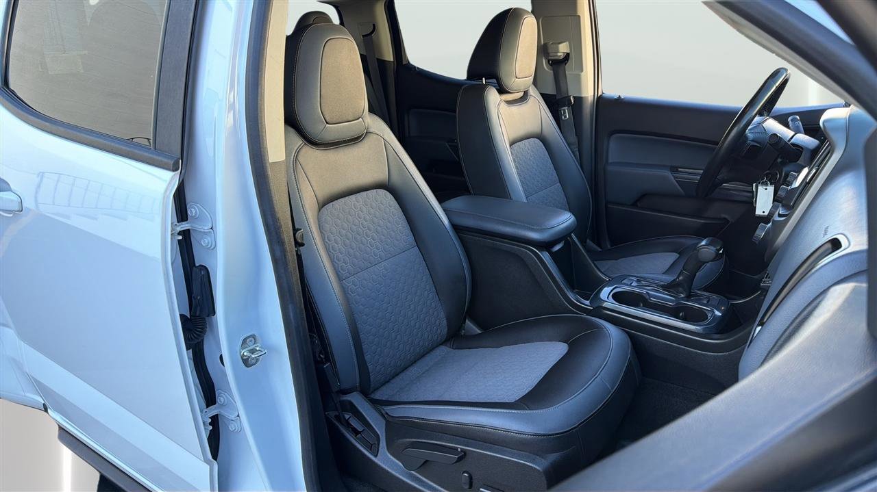 Used 2017 Chevrolet Colorado Z71 image 14