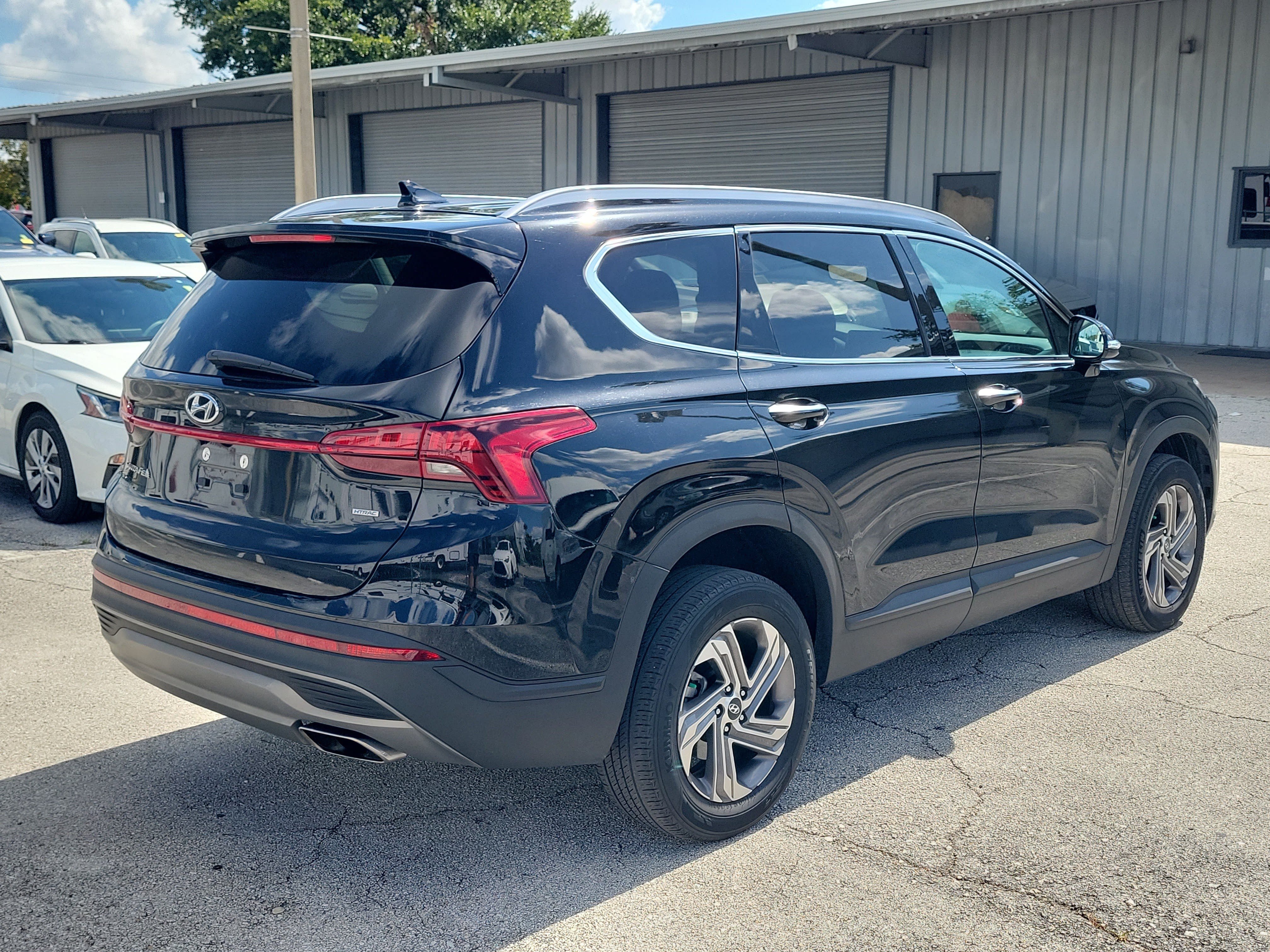 Used 2023 Hyundai Santa Fe SEL AWD/4WD image 4