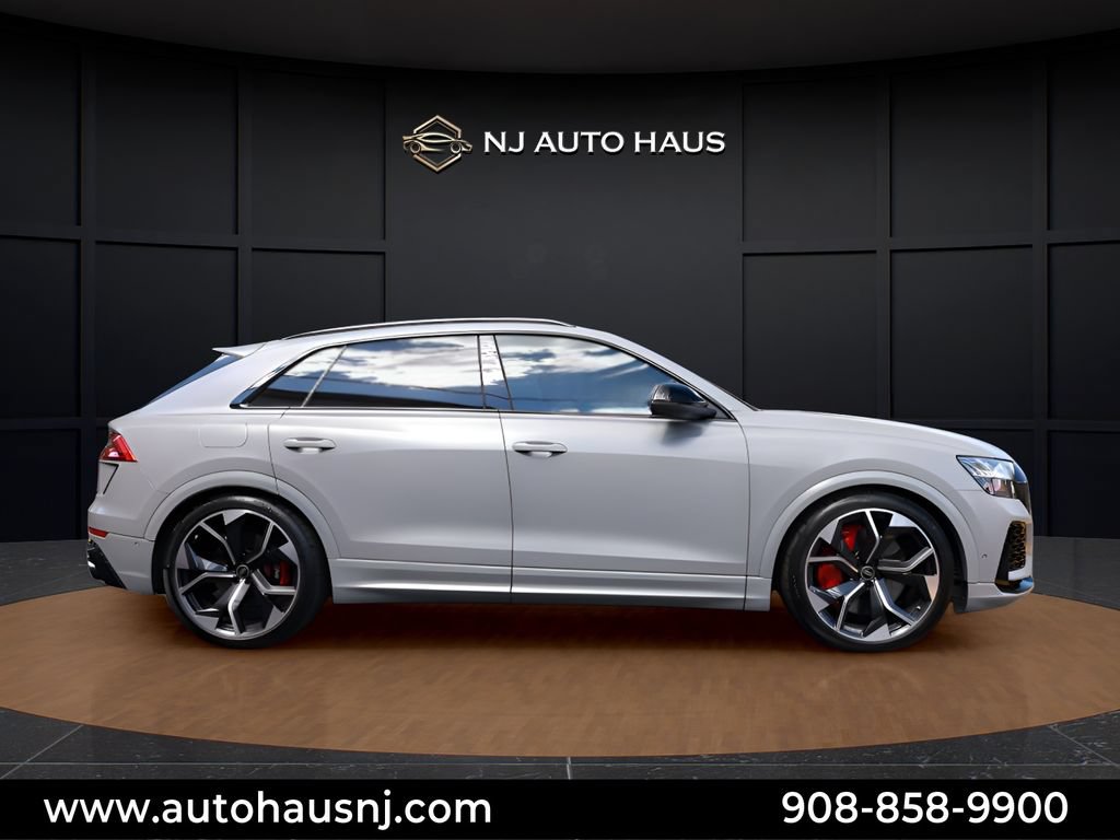 Used 2024 Audi RS Q8 AWD/4WD image 15
