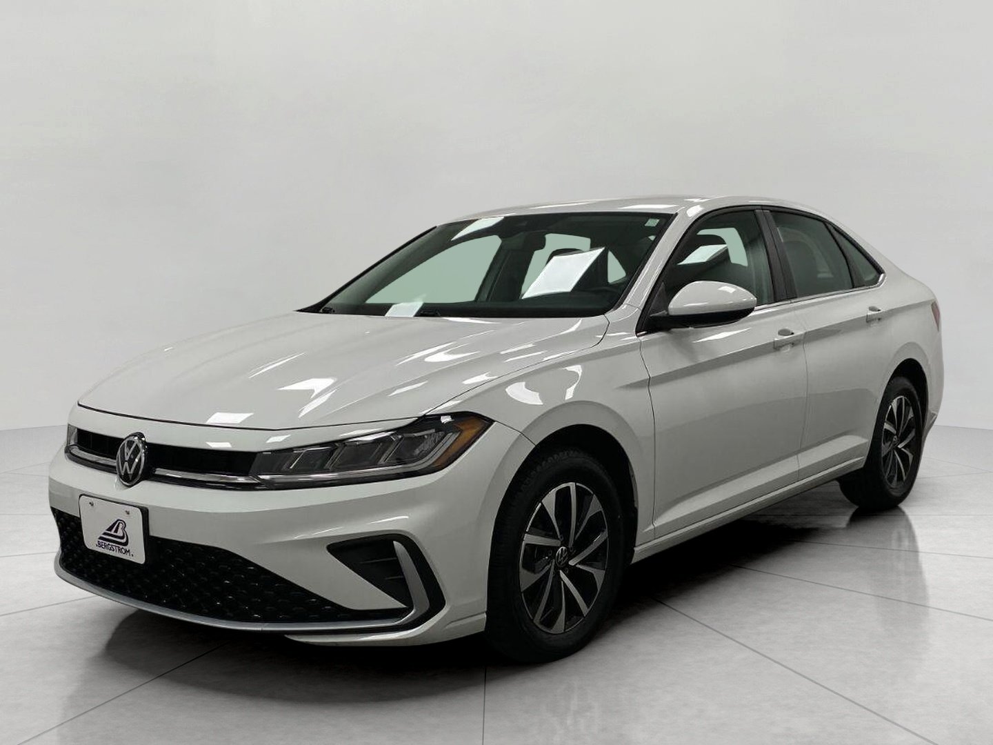 Used 2025 Volkswagen Jetta S FWD image 9