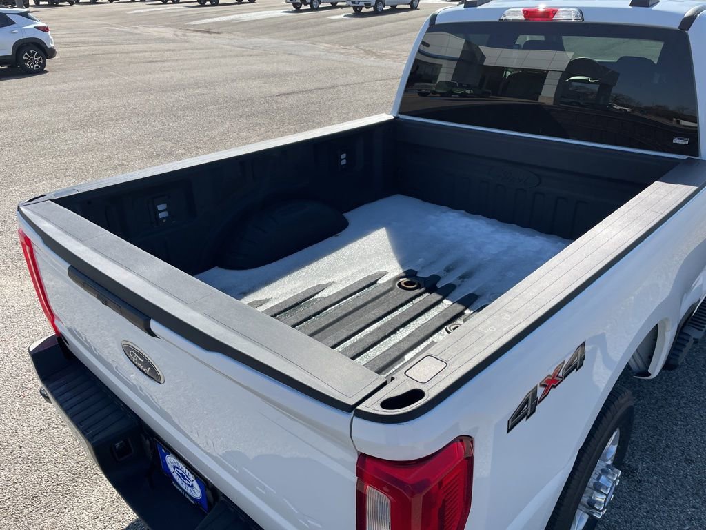 Used 2025 Ford F350 XLT image 31