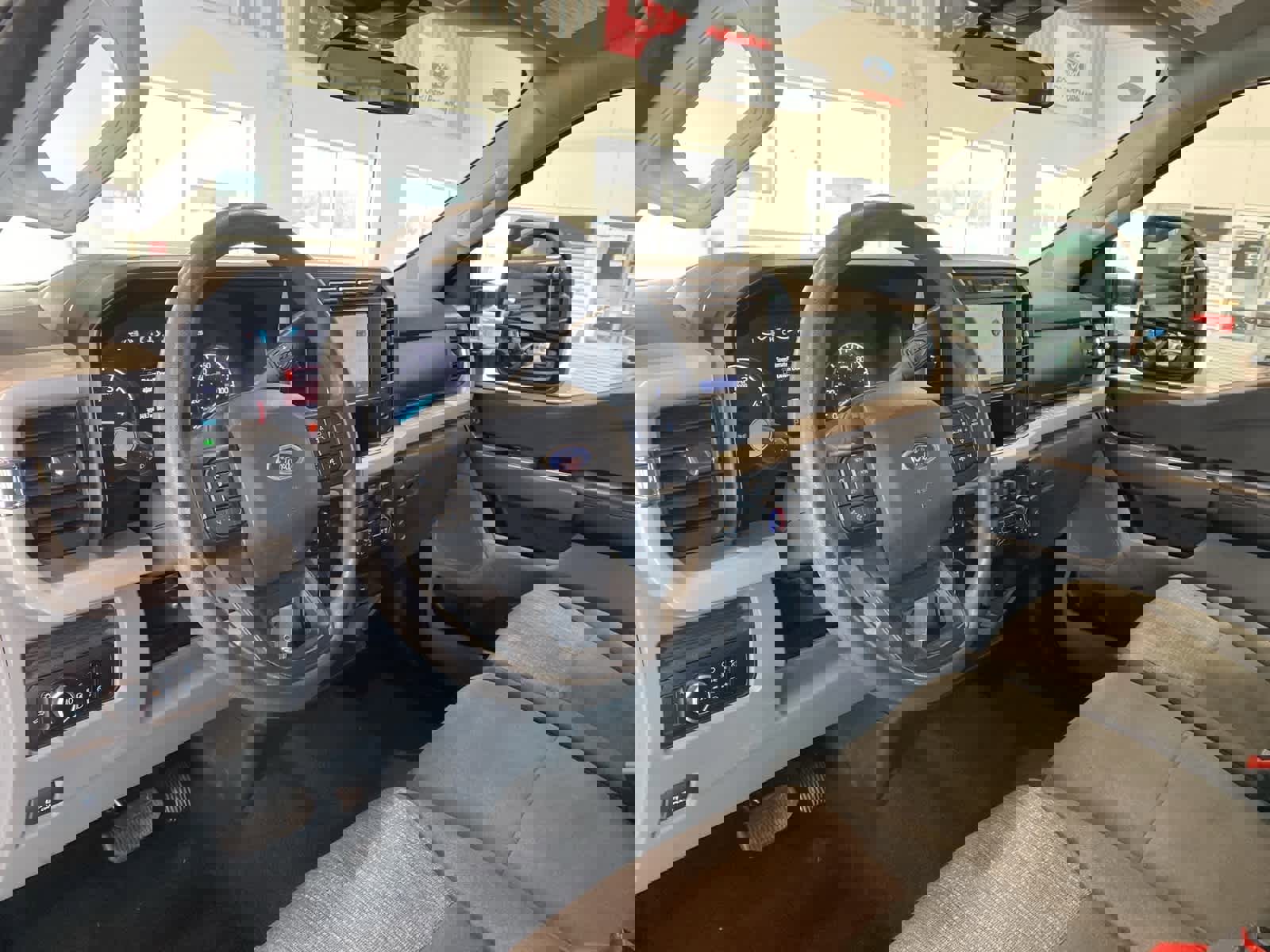 Used 2024 Ford F350 XLT image 12