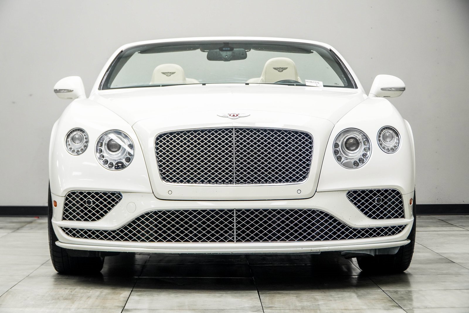 Used 2017 Bentley Continental GT image 9