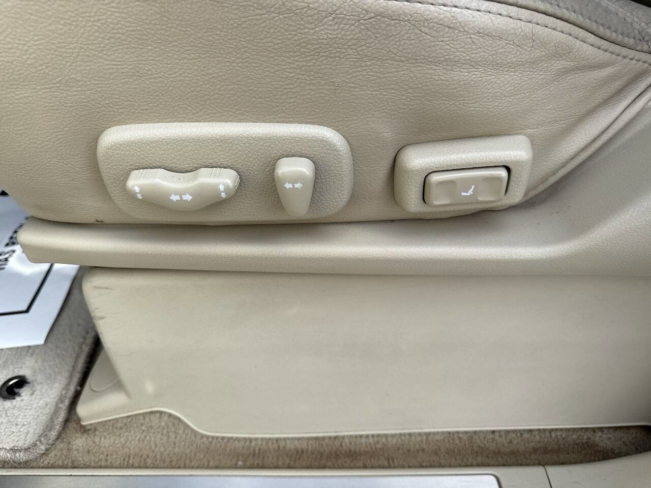 Used 2008 INFINITI QX56 2WD image 18