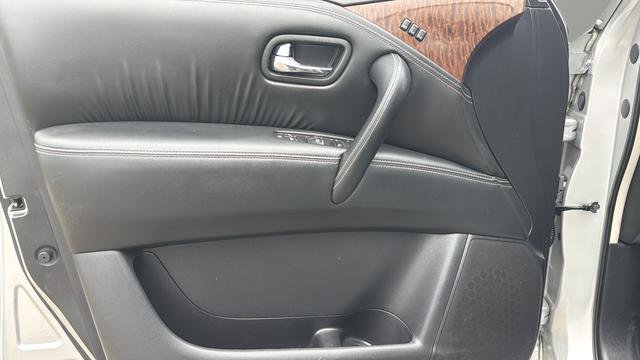 Used 2019 Nissan Armada Platinum image 42