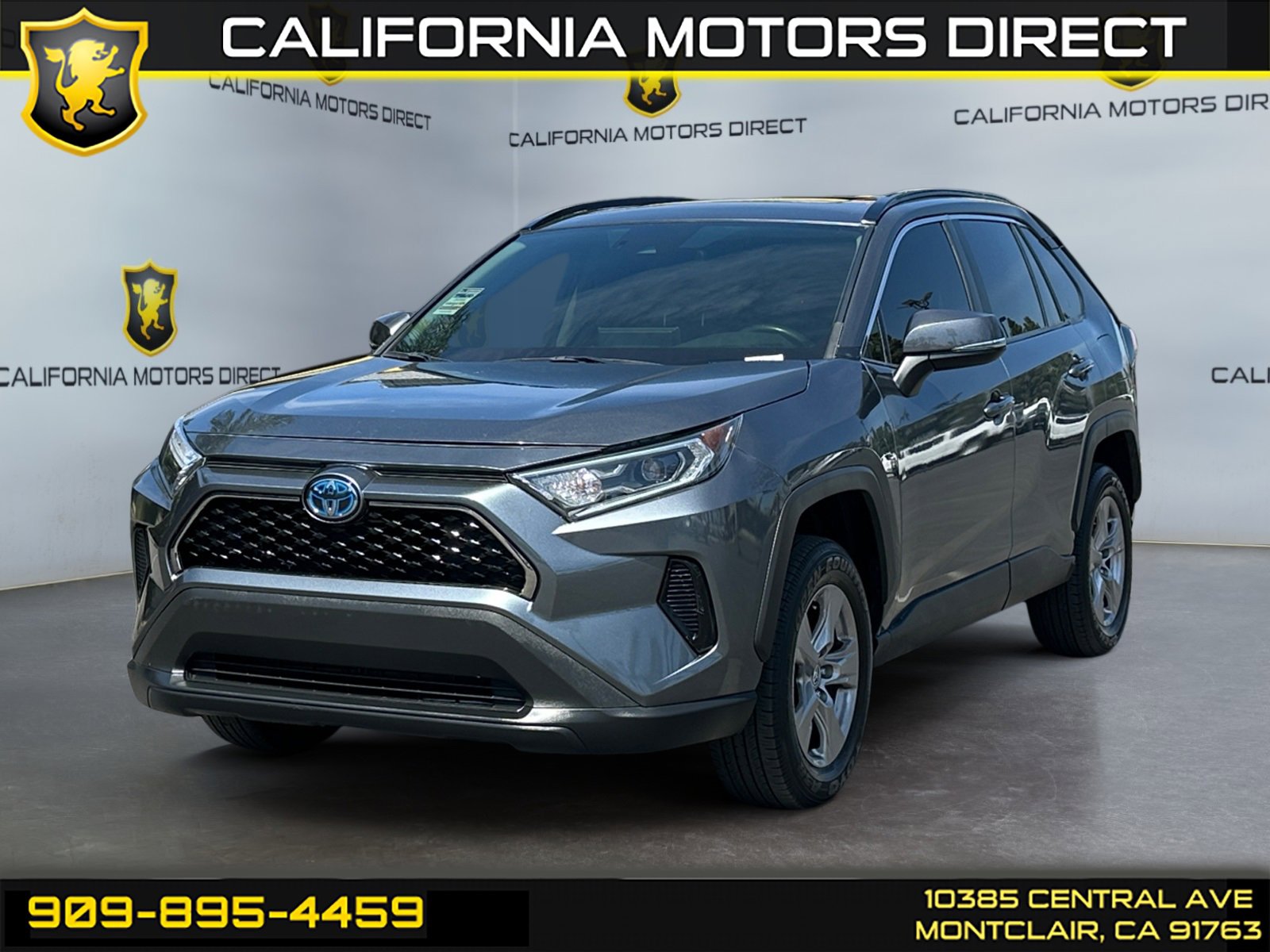 Used 2023 Toyota RAV4 XLE image 1