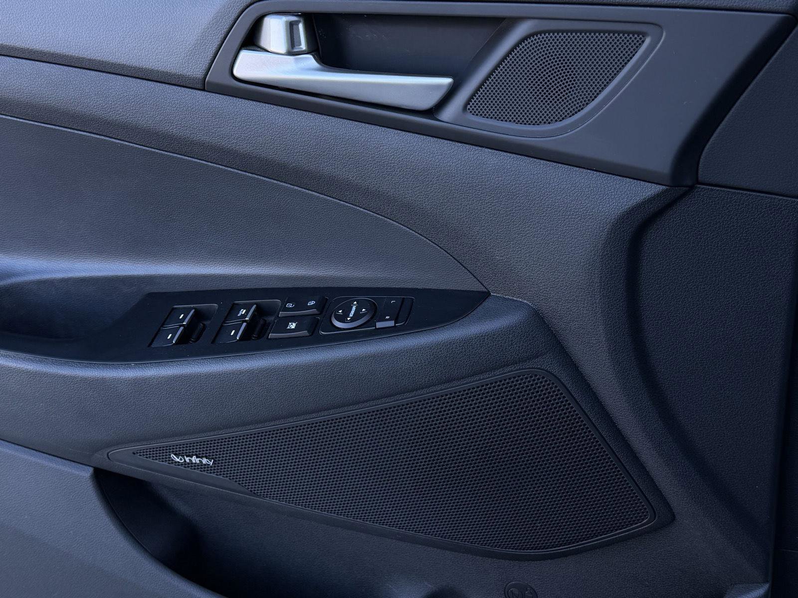 Used 2019 Hyundai Tucson Ultimate image 21