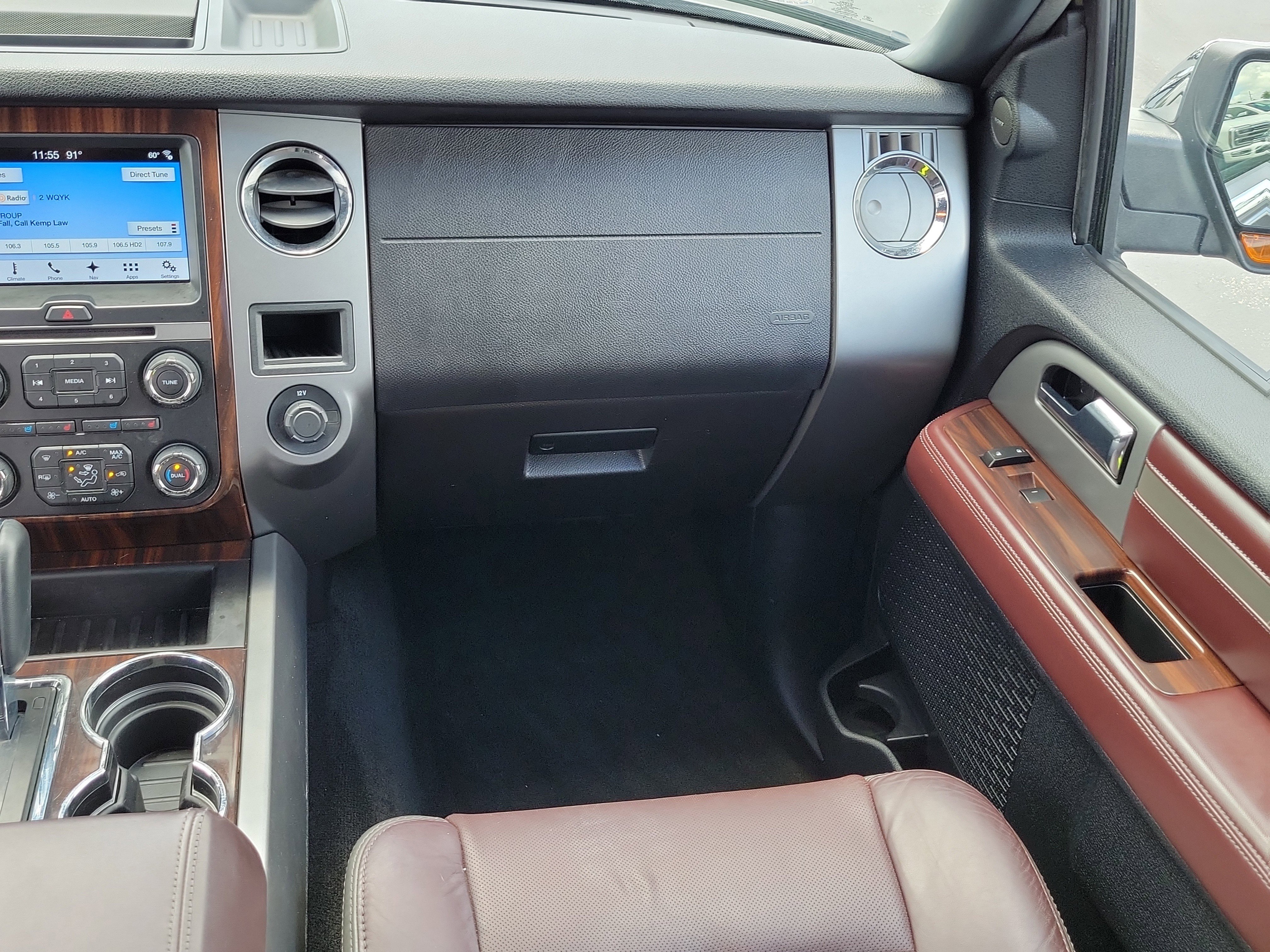 Used 2017 Ford Expedition EL Platinum AWD/4WD image 18