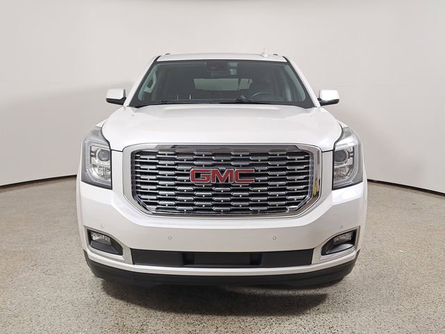 Used 2020 GMC Yukon Denali w/ Denali Premium Package image 3