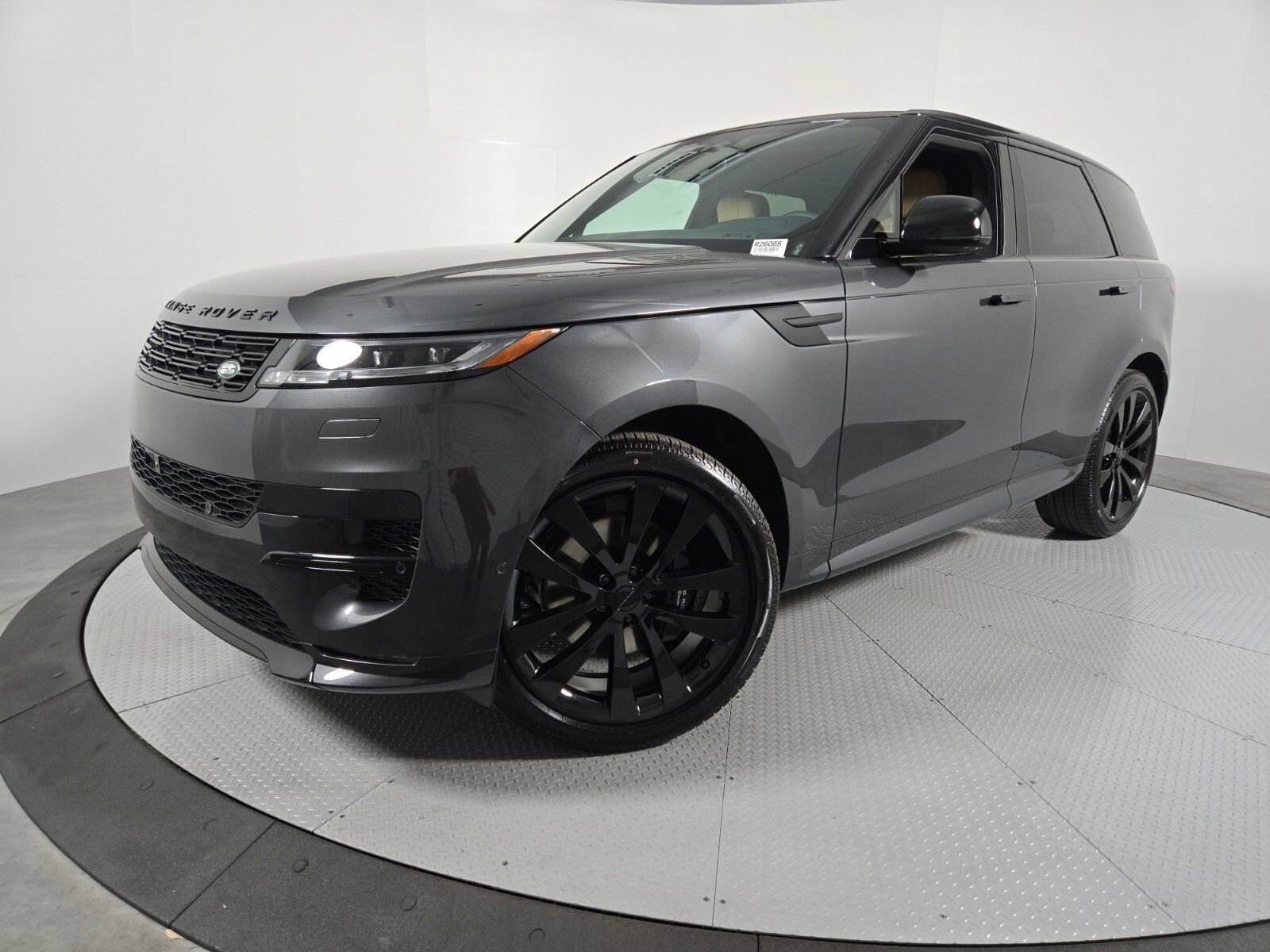 New 2026 Land Rover Range Rover Sport Dynamic SE AWD/4WD image 1