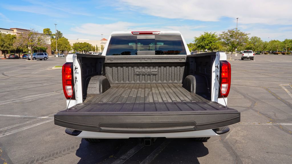 New 2026 GMC Sierra 1500 Elevation w/ Elevation Premium Package AWD/4WD image 10