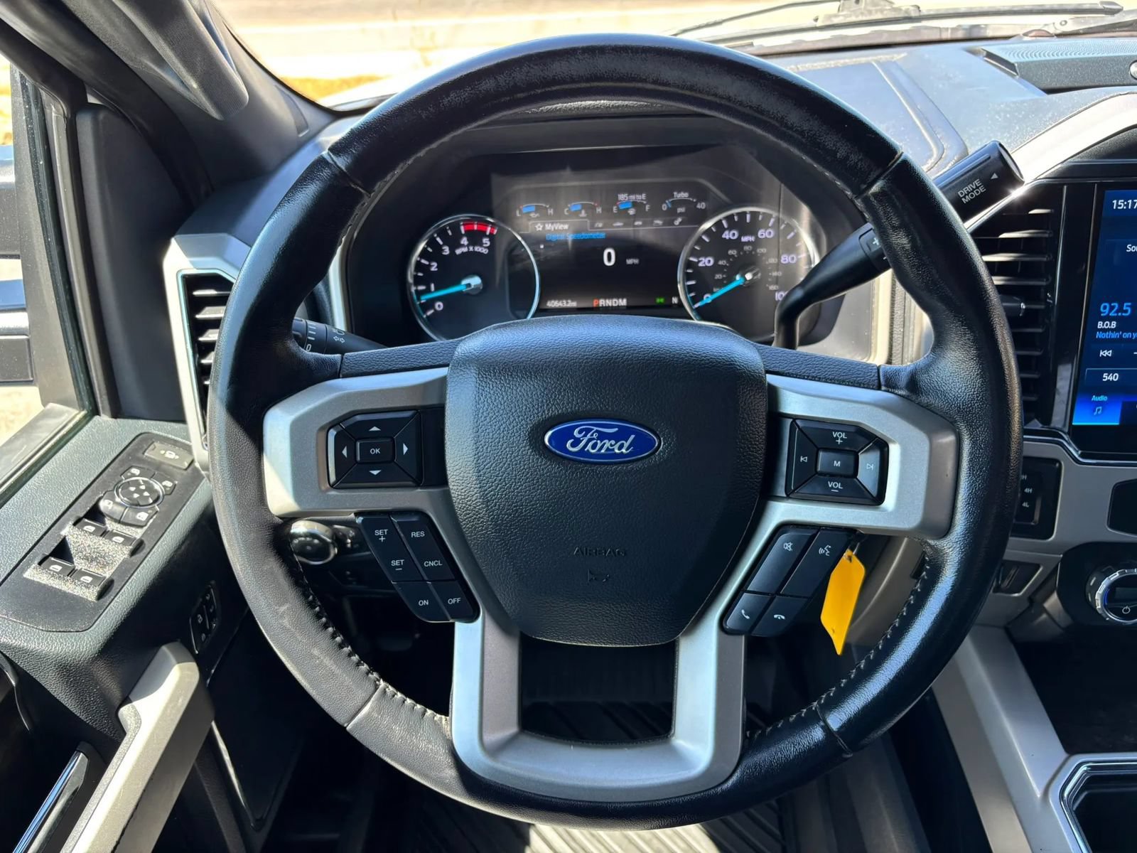 Used 2022 Ford F250 Lariat w/ Lariat Value Package AWD/4WD image 13