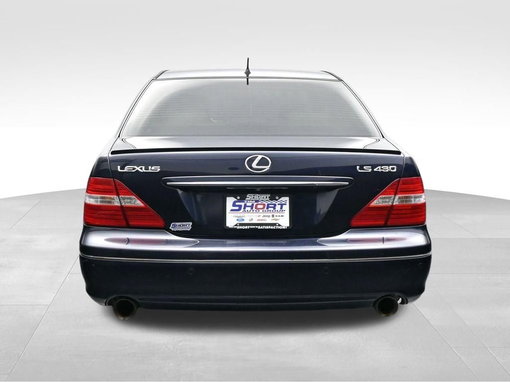 Used 2005 Lexus LS 430 RWD image 4