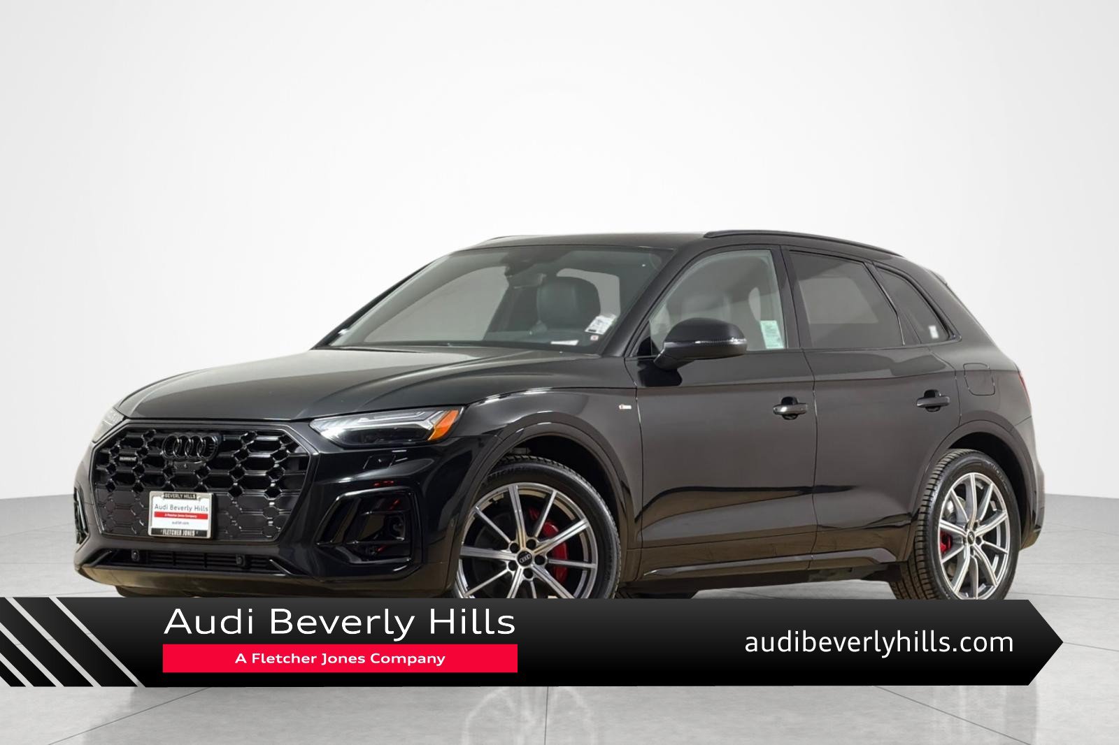 Used 2024 Audi Q5 e Prestige w/ Prestige Package AWD/4WD image 1