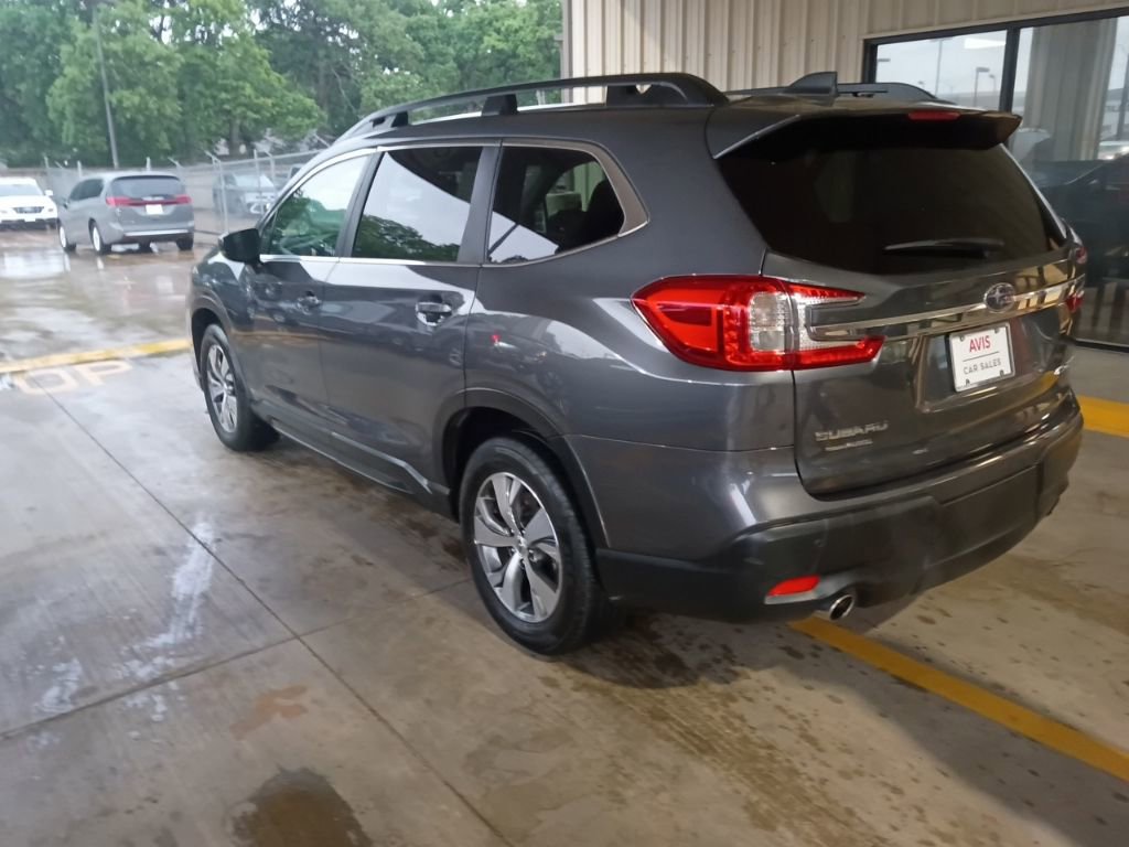 Used 2025 Subaru Ascent Premium AWD/4WD image 8