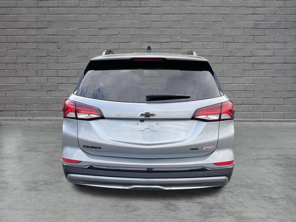 Used 2024 Chevrolet Equinox RS w/ RS Leather Package AWD/4WD image 17