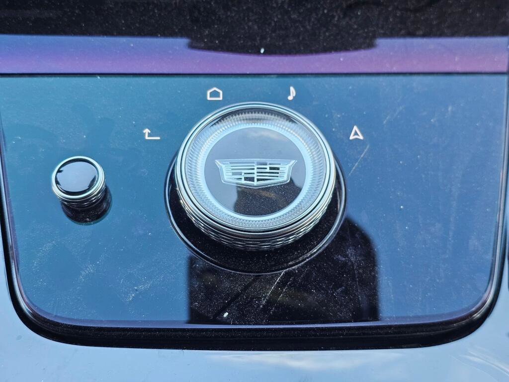 Certified 2025 Cadillac Escalade V image 37