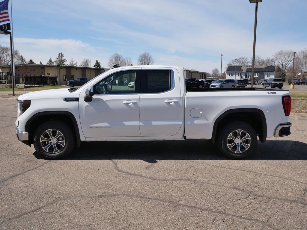 New 2026 GMC Sierra 1500 SLE image 7