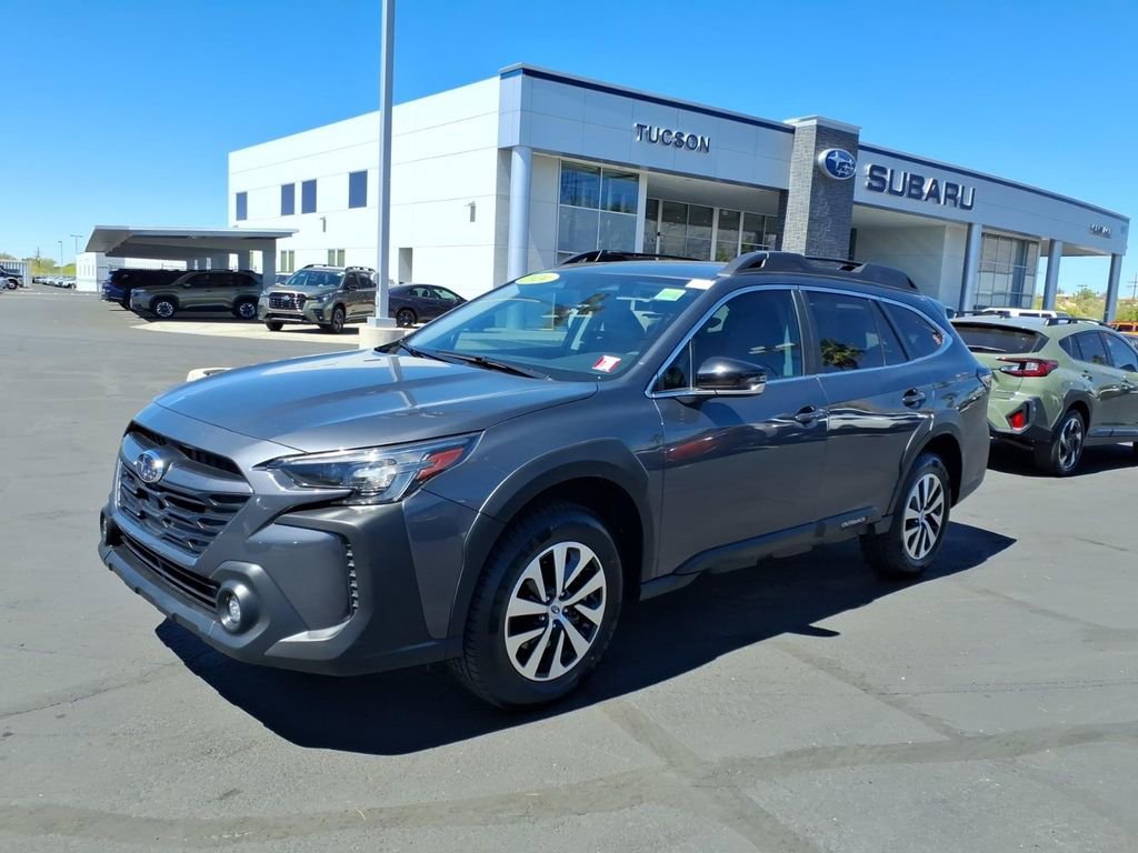 Used 2024 Subaru Outback Premium image 8