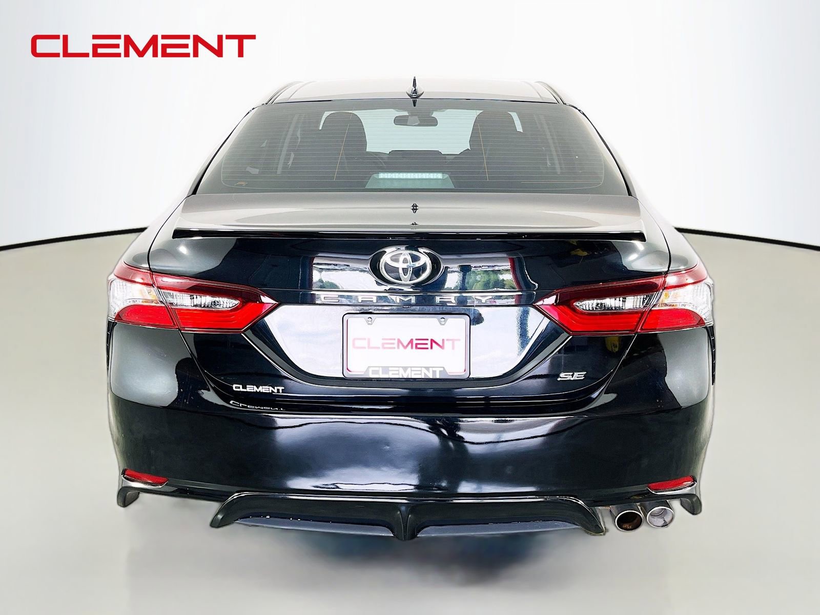 Used 2023 Toyota Camry SE FWD image 8